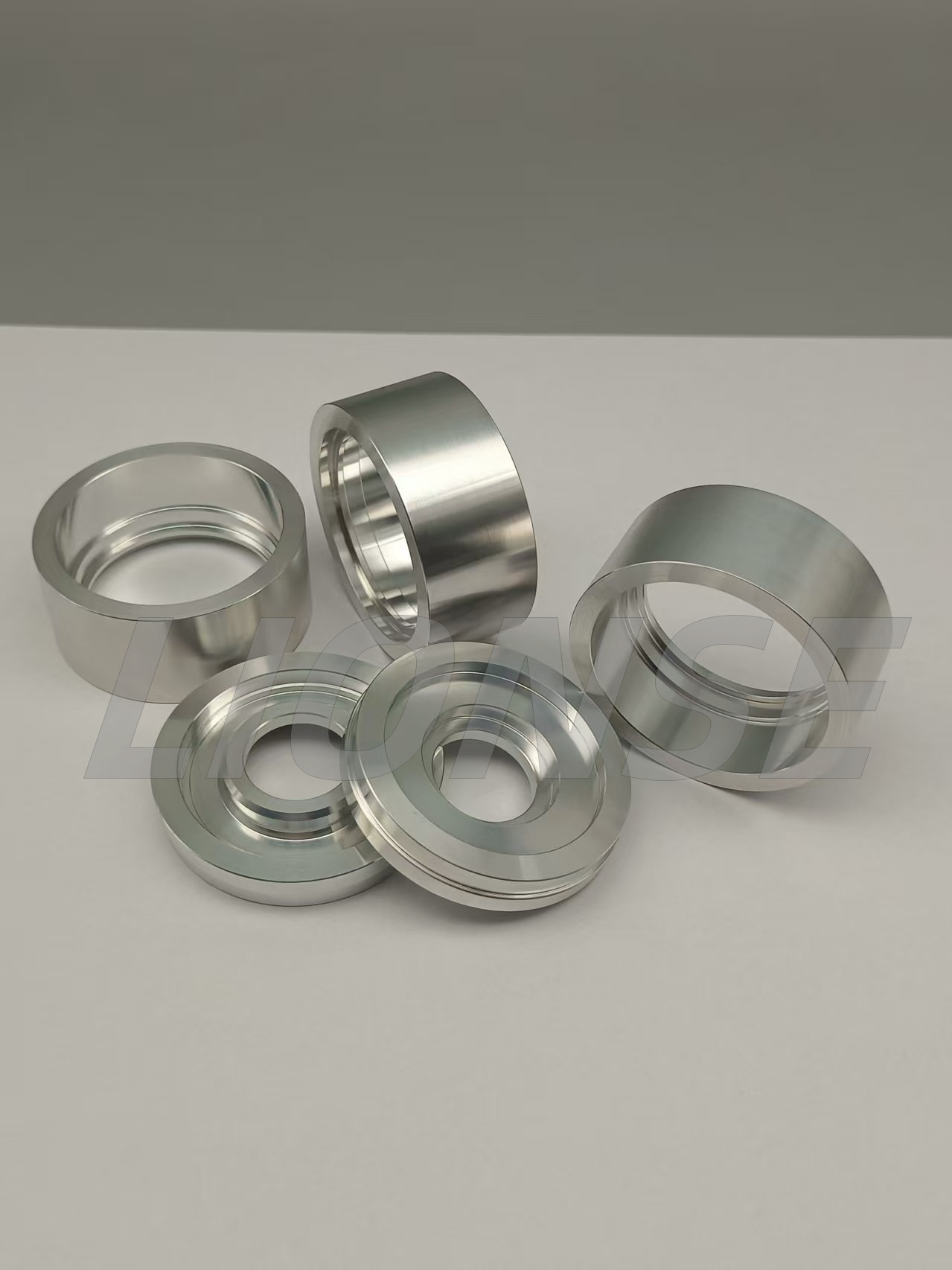 Aluminium 6061 bahagian robot pemesinan CNC yang tidak standard